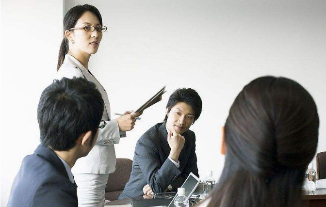 为什么专业翻译要优先选择深圳翻译公司？